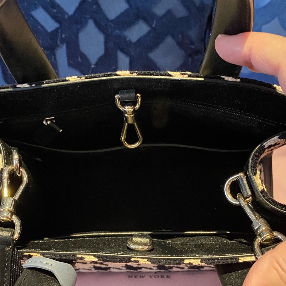Kate Spade Black and Cream Houndstooth Tote - Picture 3 of 8